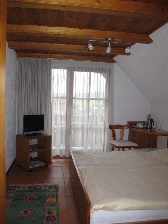Hotel Glueck Ebersbach an der Fils Rum bild